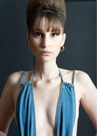 VENUS'S AUNT SQUARE HOOP EARRINGS