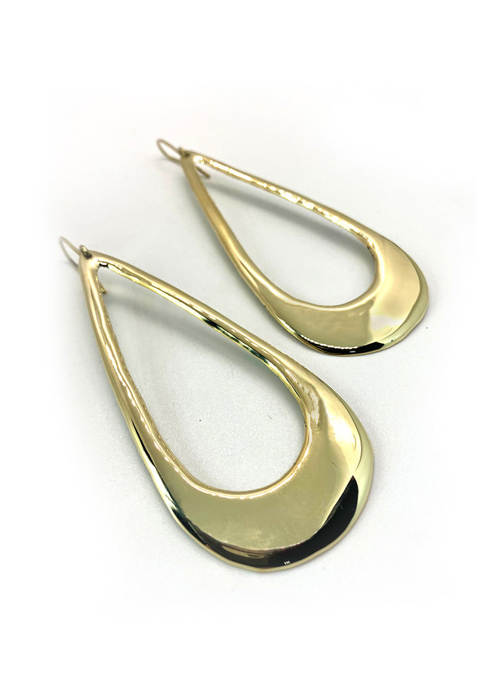 VENUS'S SISTER TEARDROP HOOPS