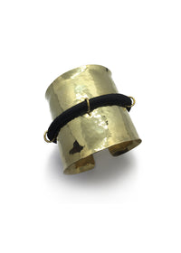 AINE'S SISTER CUFF
