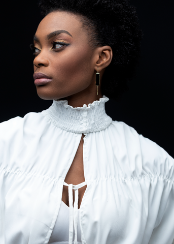 VENUS'S SISTER TEARDROP HOOPS