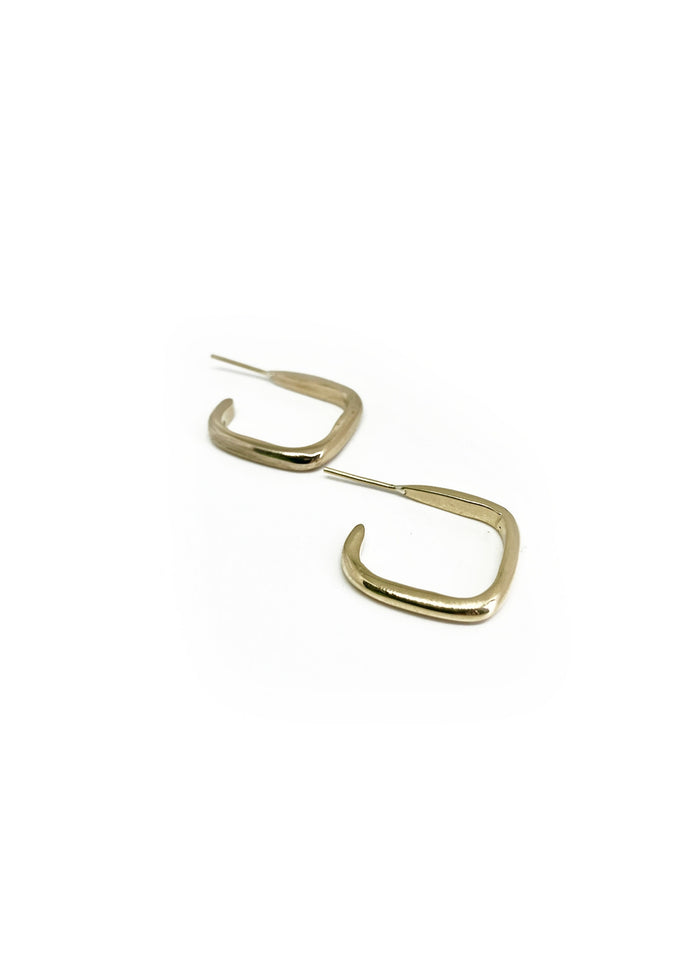 VENUS'S AUNT SQUARE HOOP EARRINGS