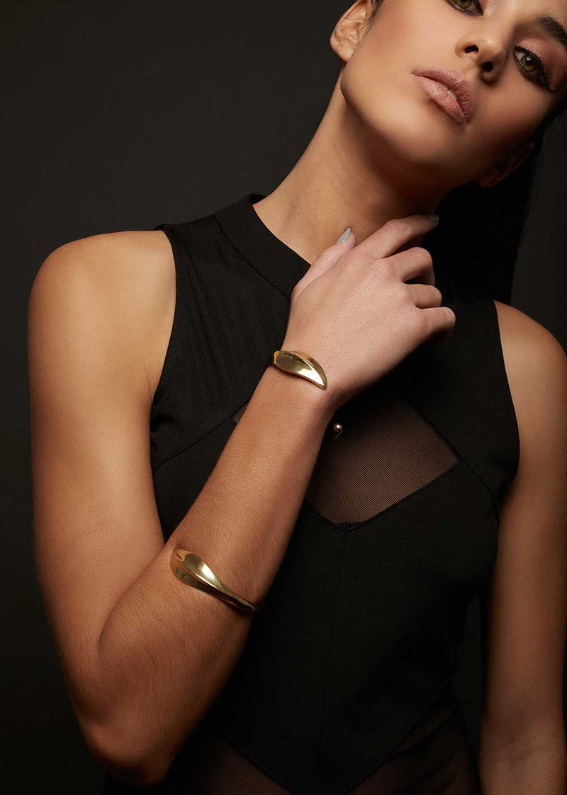 NIKE BANGLE